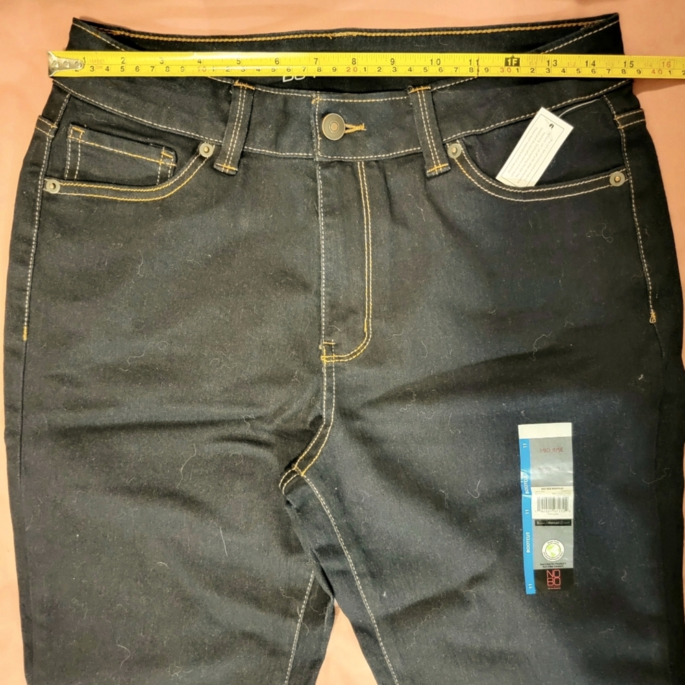 Mid-Rise Bootleg Dark Jeans